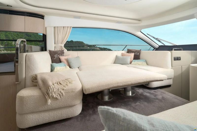 Azimut Fly 53