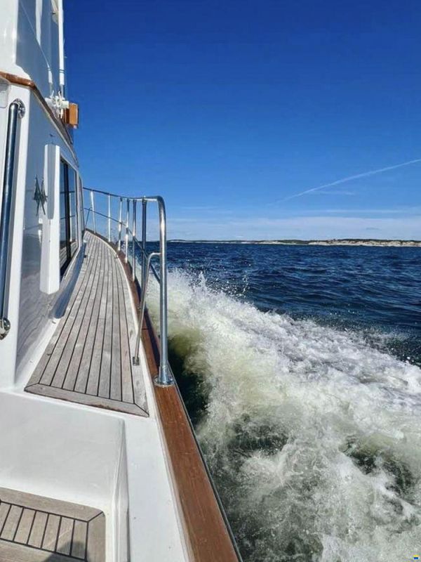 Island Gypsy 32