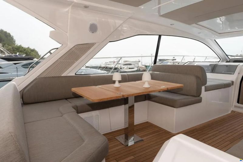 Azimut Atlantis 51