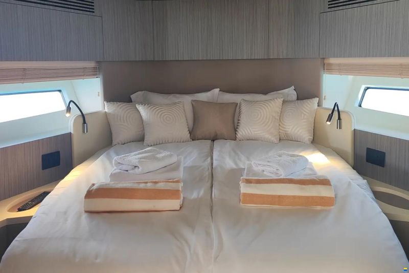 Azimut Fly 55
