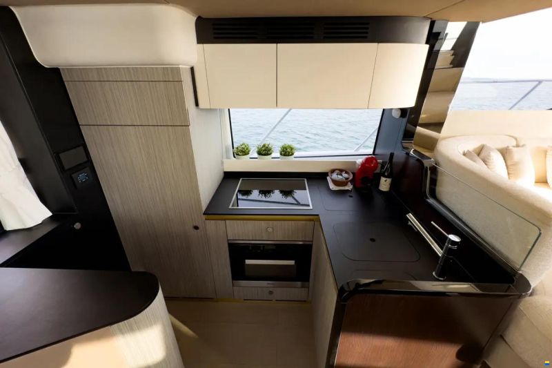 Azimut Fly 55