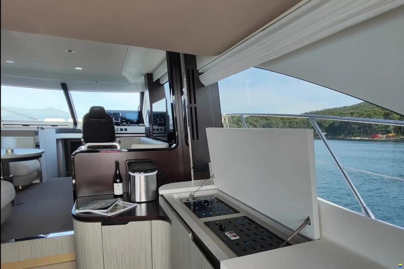 Azimut Fly 55