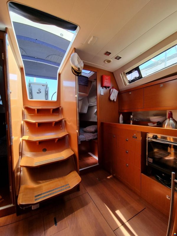 Beneteau Oceanis 41