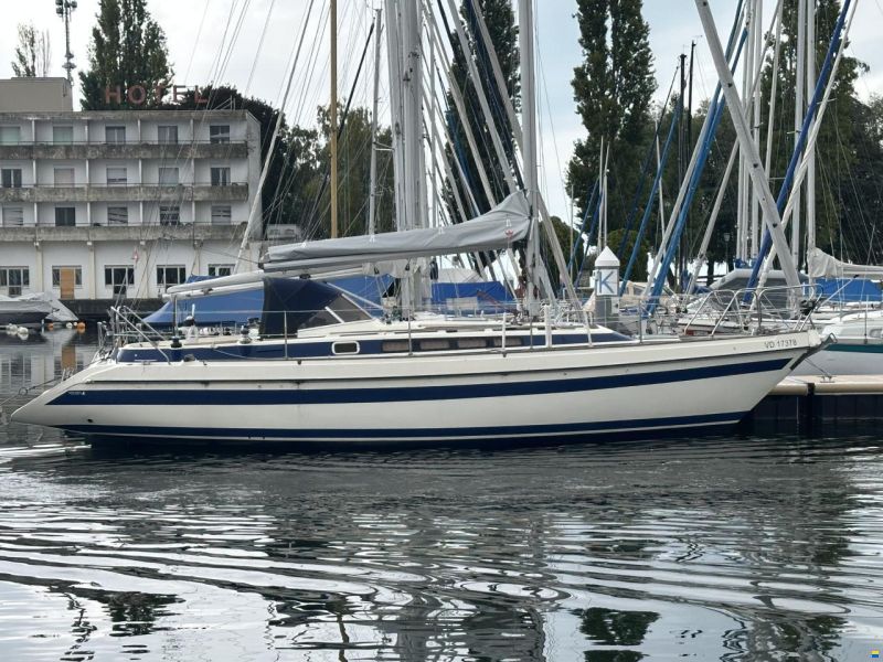 Sunbeam 34S (37 Ft)