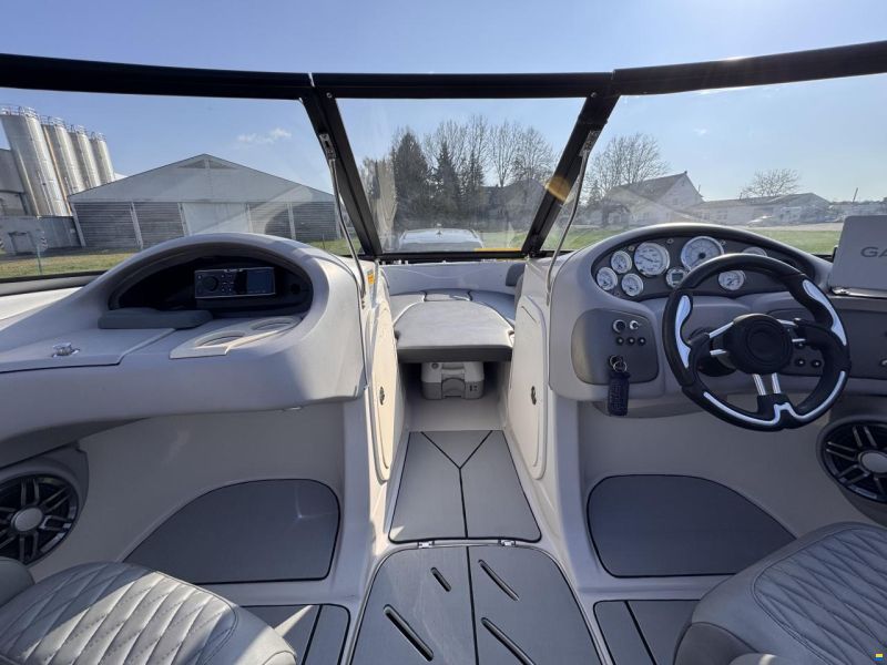 Tahoe Q8i