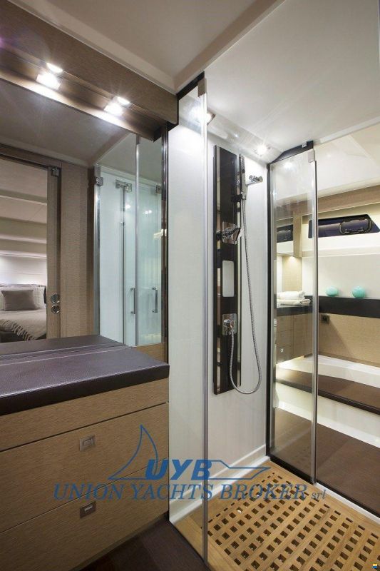 Prestige 550