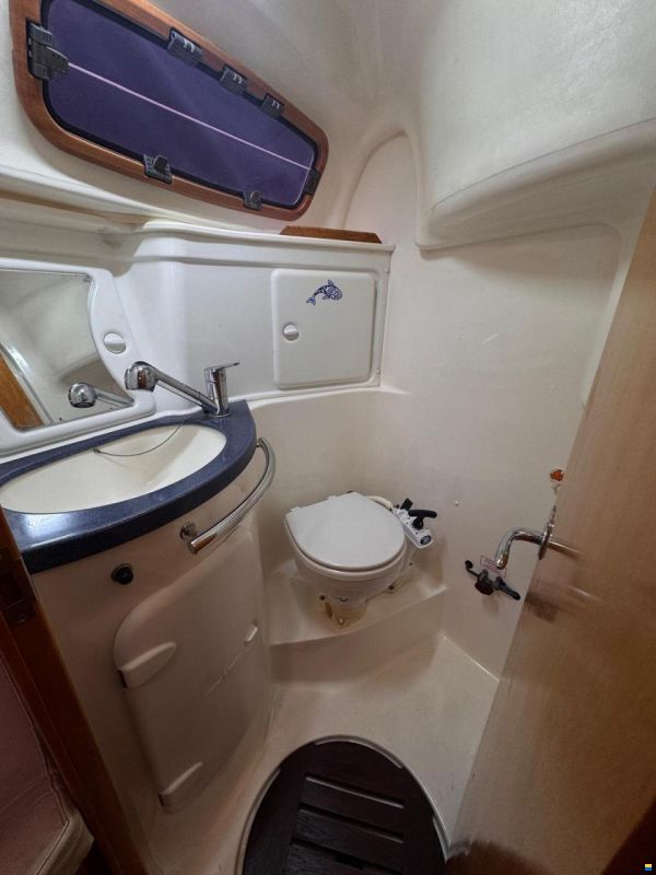 Bavaria 30 cruiser