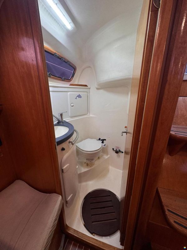 Bavaria 30 cruiser