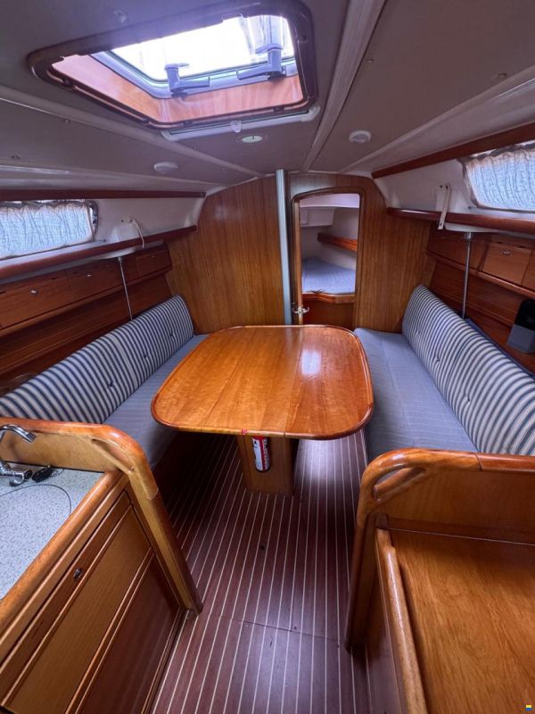 Bavaria 30 cruiser