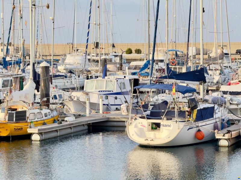 Bavaria 30 cruiser