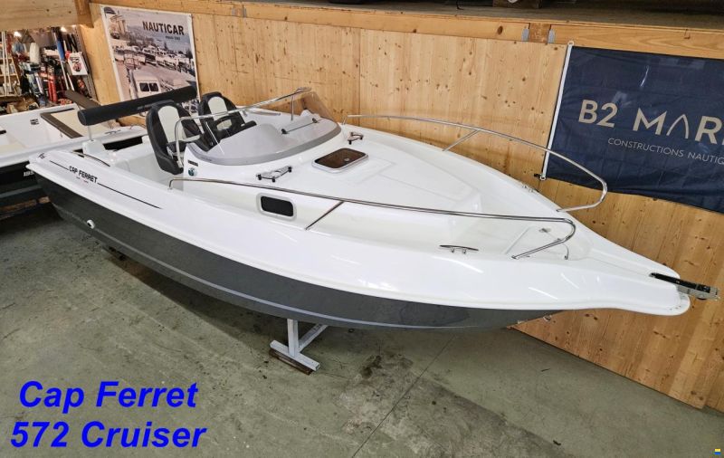 B2 Marine Cap Ferret 572 Cruiser + Mercury 115 EFI