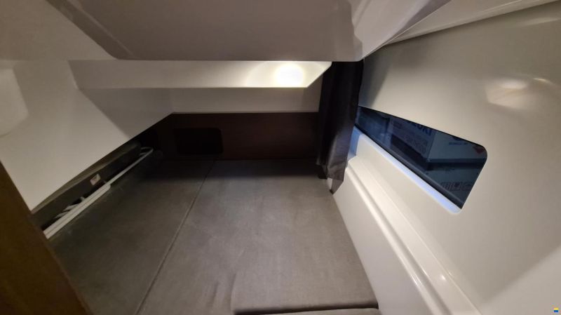 Beneteau Antares 9