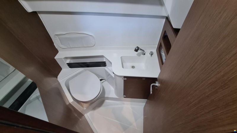Beneteau Antares 9