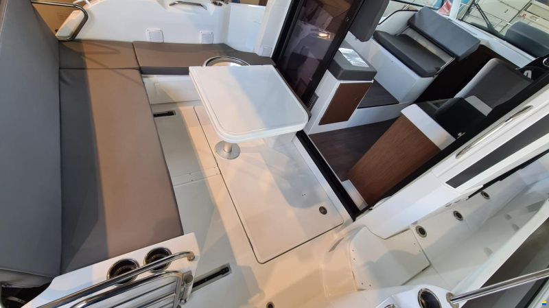 Beneteau Antares 9
