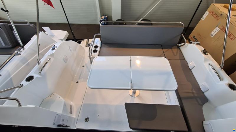 Beneteau Antares 9