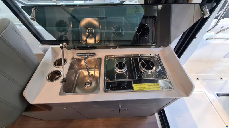Beneteau Antares 9