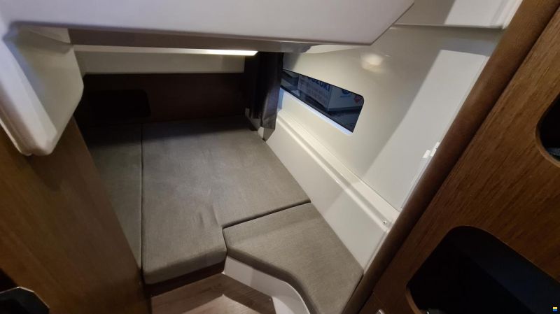Beneteau Antares 9