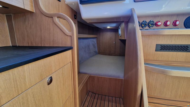 Bora 838 BS