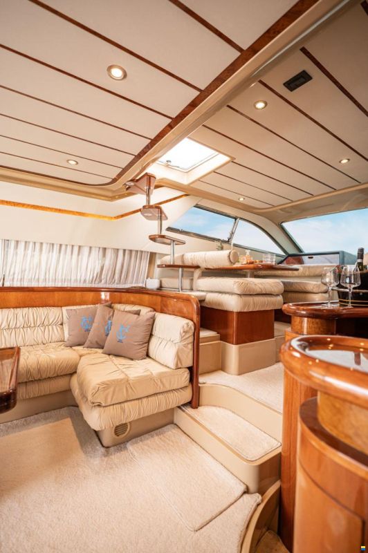 Ferretti 165 FLY