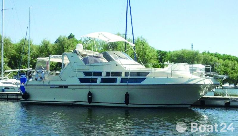 Coronet Commander 38`
