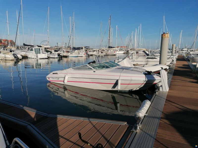Chris Craft Concept 218