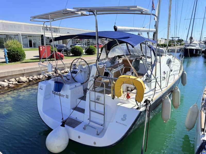 Beneteau Oceanis 43