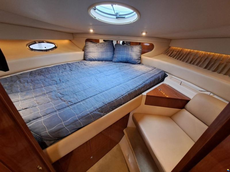 Regal 3760 HT