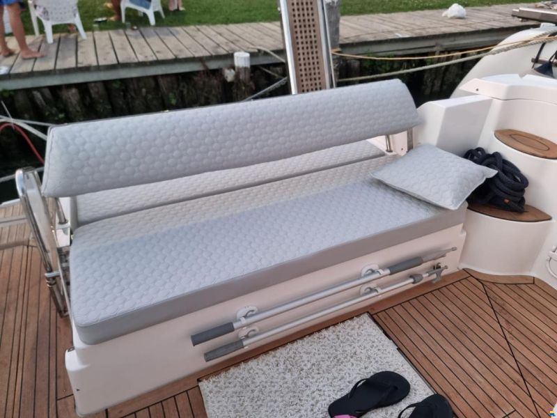 Regal 3760 HT