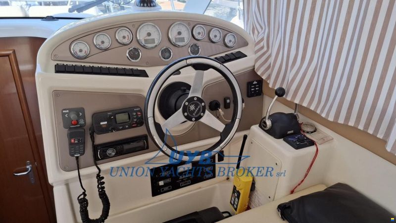 Jeanneau Prestige 32 Fly