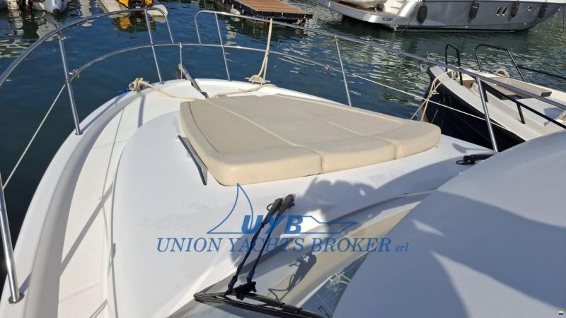 Jeanneau Prestige 32 Fly