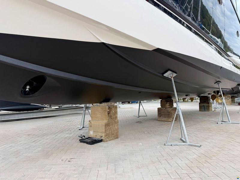 Sunseeker Portofino 47