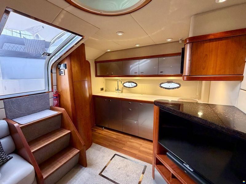 Sunseeker Portofino 47