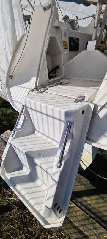 Dehler 28
