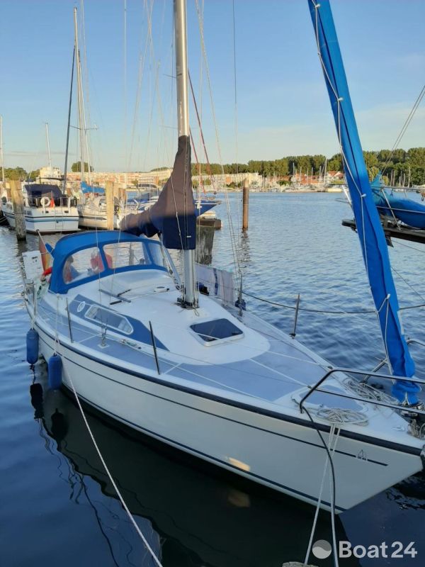 Dehler 28