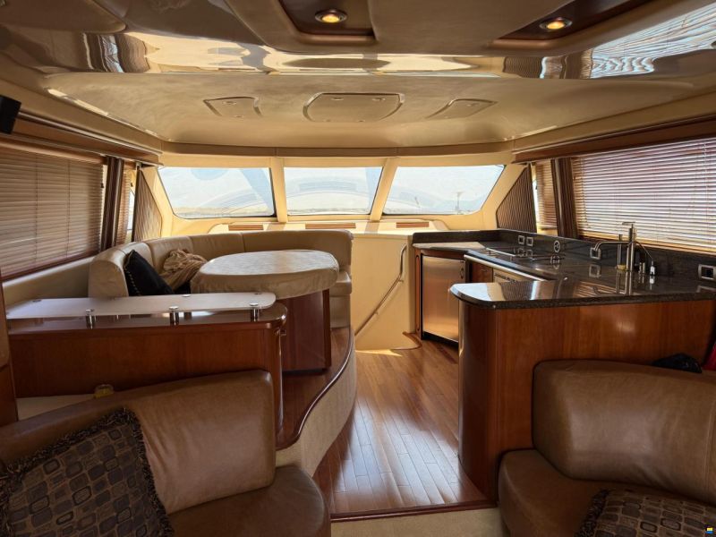 Sea Ray 58 Sedan Bridge