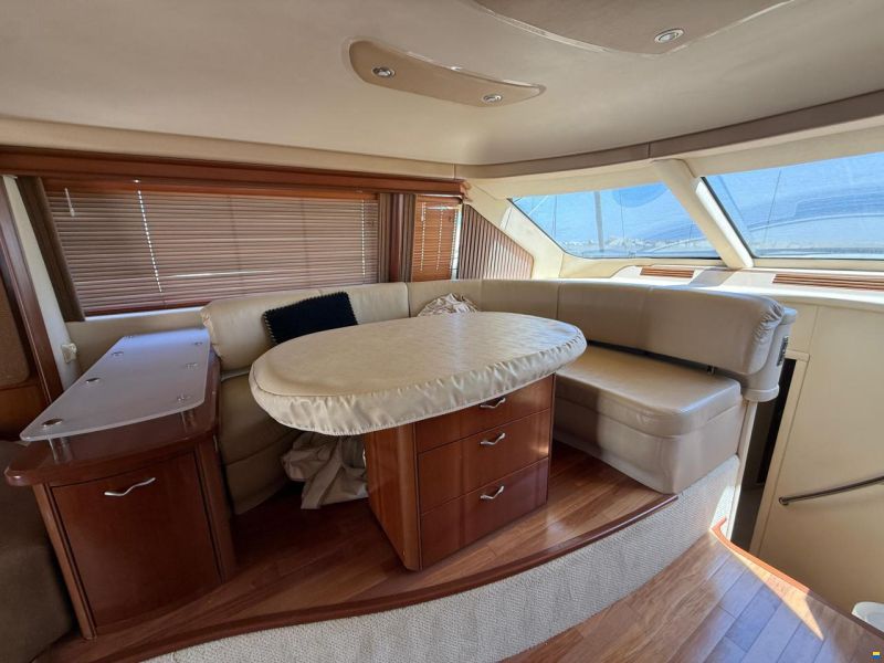 Sea Ray 58 Sedan Bridge