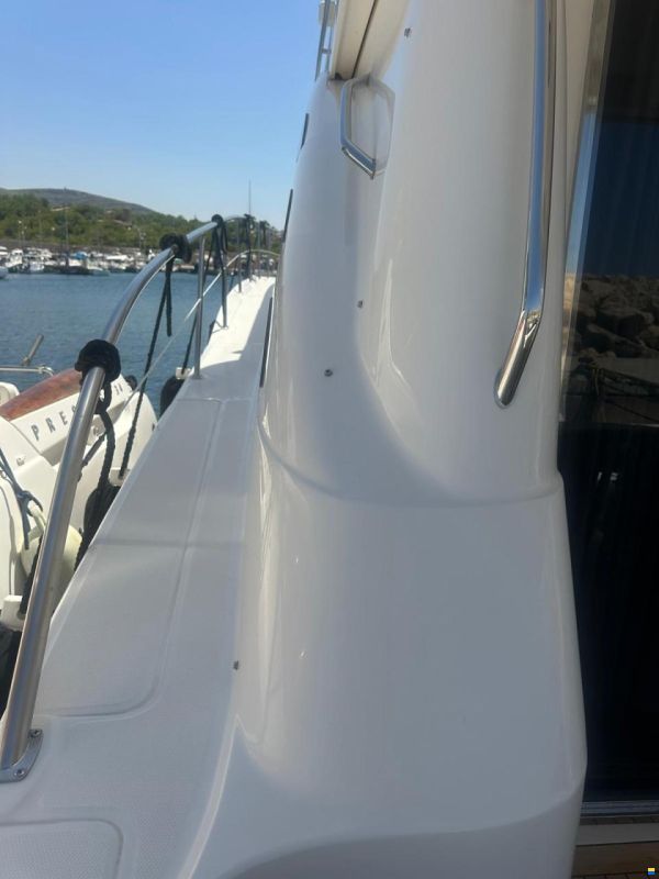 Sea Ray 58 Sedan Bridge