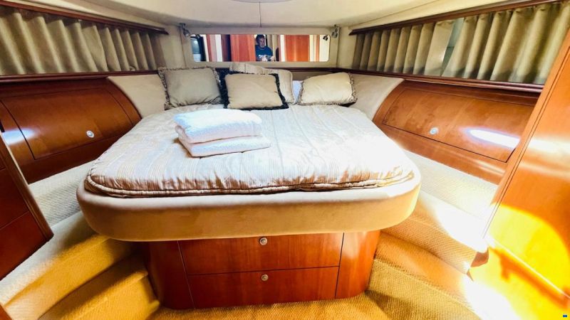Sea Ray 58 Sedan Bridge