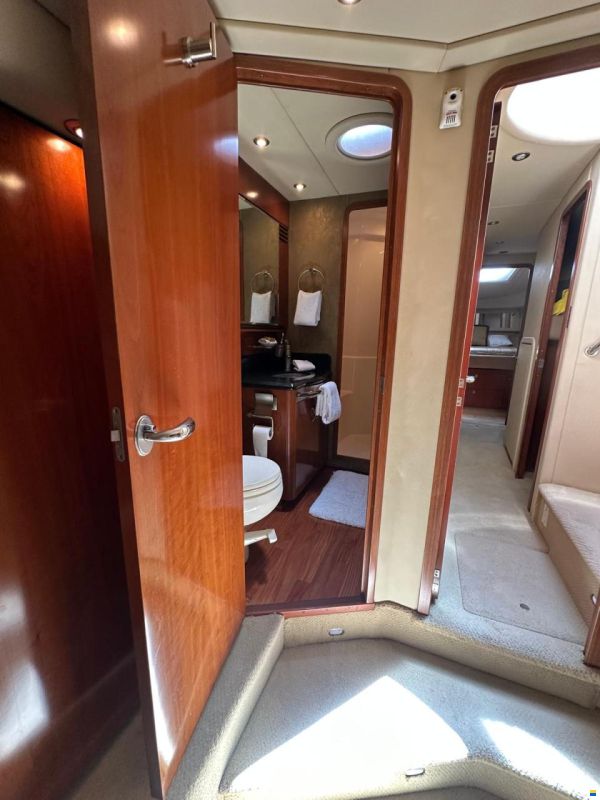 Sea Ray 58 Sedan Bridge