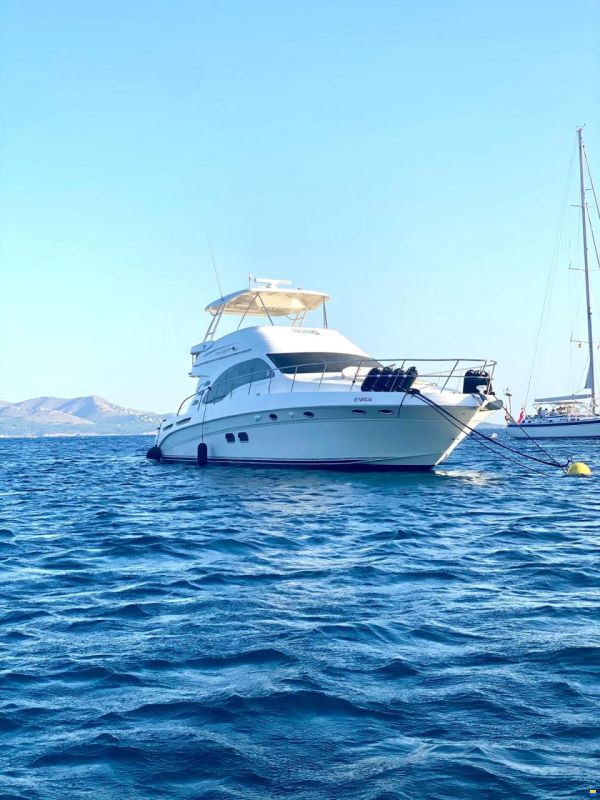 Sea Ray 58 Sedan Bridge