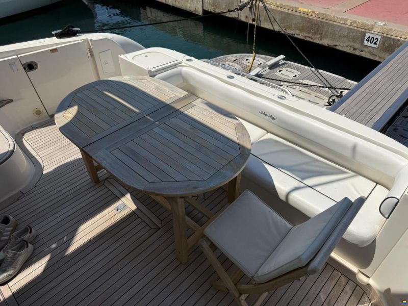 Sea Ray 58 Sedan Bridge