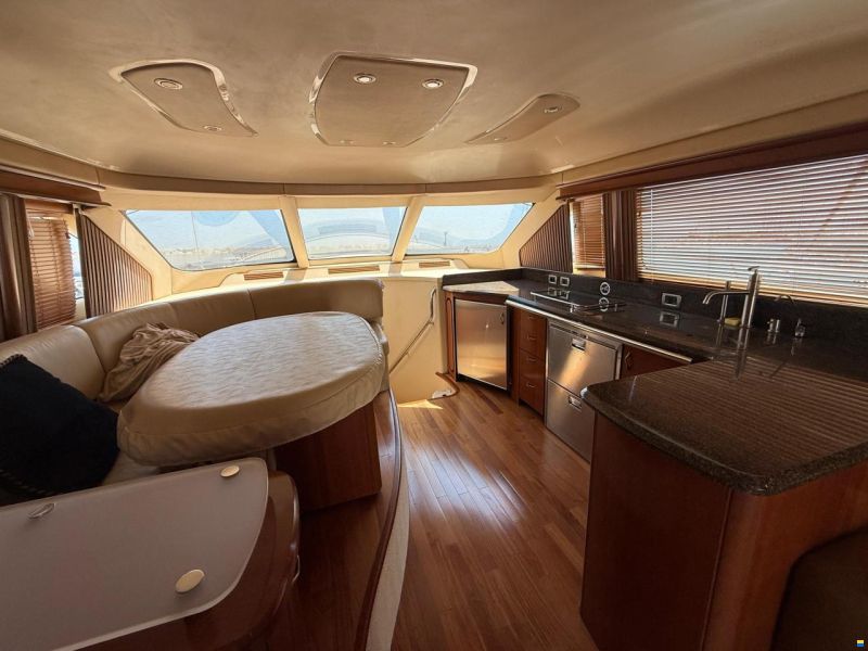 Sea Ray 58 Sedan Bridge