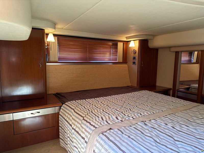 Sea Ray 58 Sedan Bridge