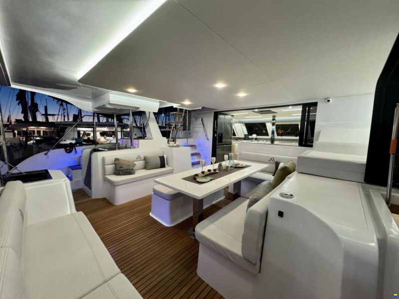 Aventura 45