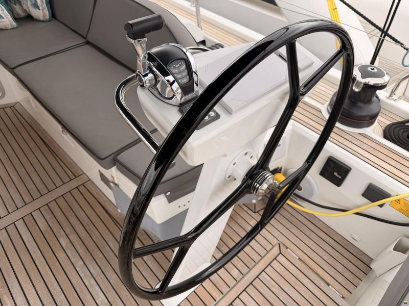 Beneteau OCEANIS 51.1