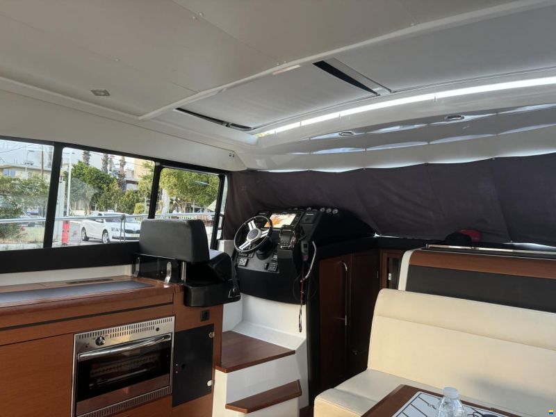 Jeanneau NC 11