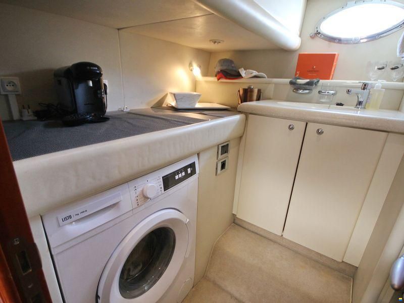 Sunseeker Manhattan 56