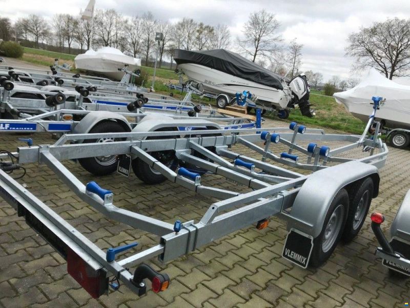 2700 kg tandem