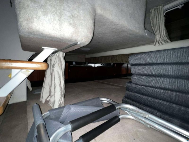 Campion 805 LX Allante - MerCruiser