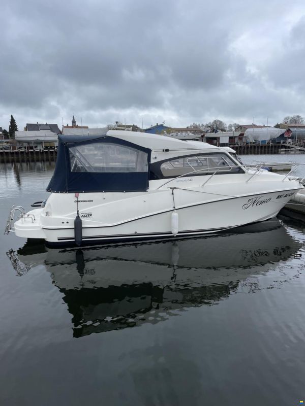 Quicksilver 640
